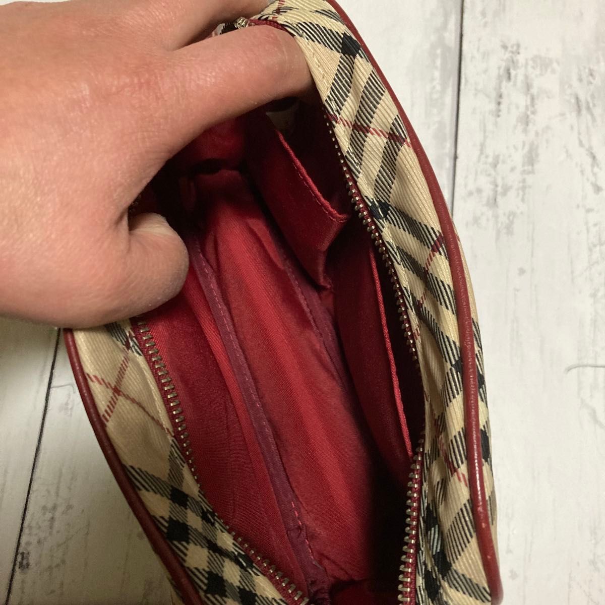 BURBERRY バーバリー ノバチェック ショルダーバッグ レッド ベージュ