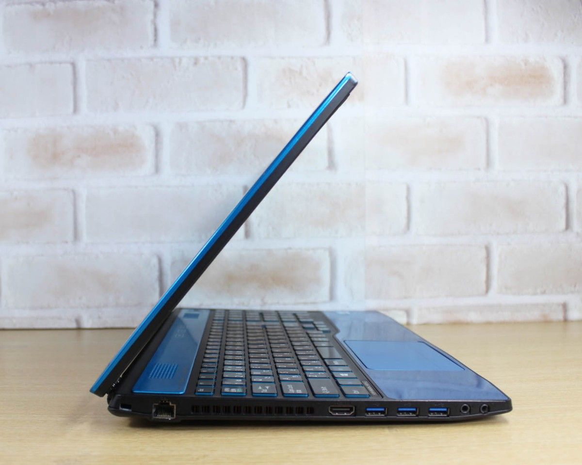 タッチパネル Core i7 SSD512GB メモリ16G Windows11 office ノート