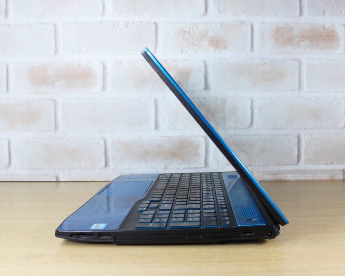タッチパネル Core i7 SSD512GB メモリ16G Windows11 office ノート
