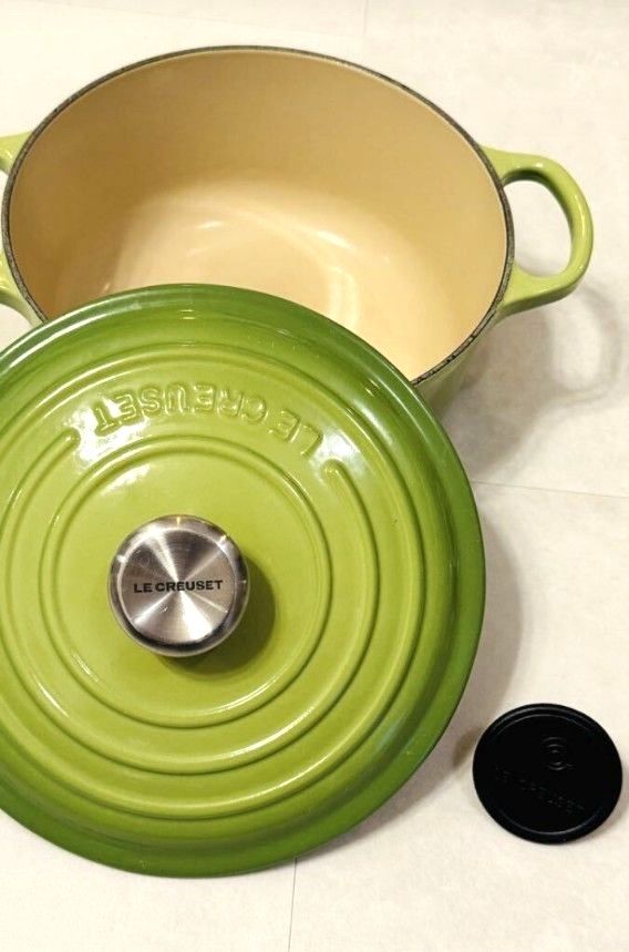 LE CREUSET グリーン 両手鍋 25cm Le Creuset(ル・クルーゼ) IH対応