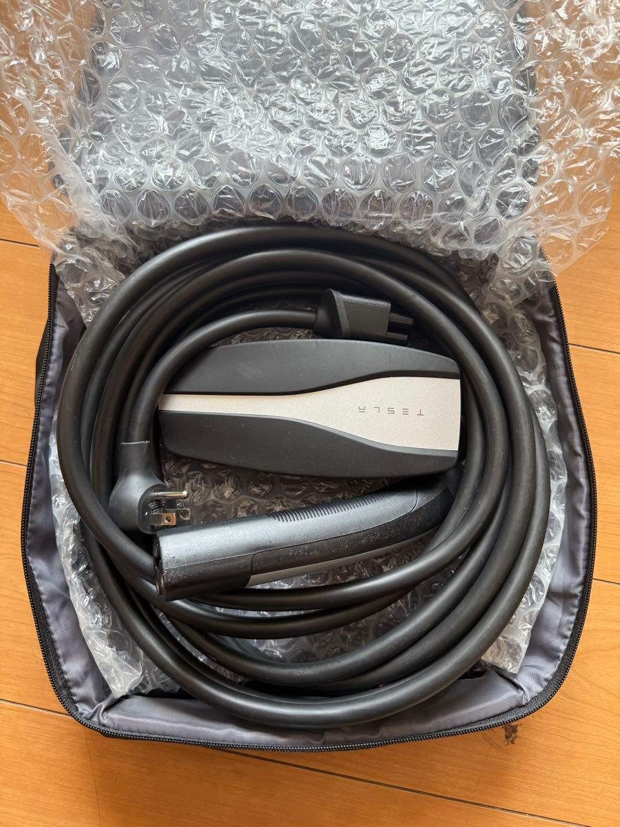 充電ケーブル テスラ モバイルコネクター 電気自動車モバイル