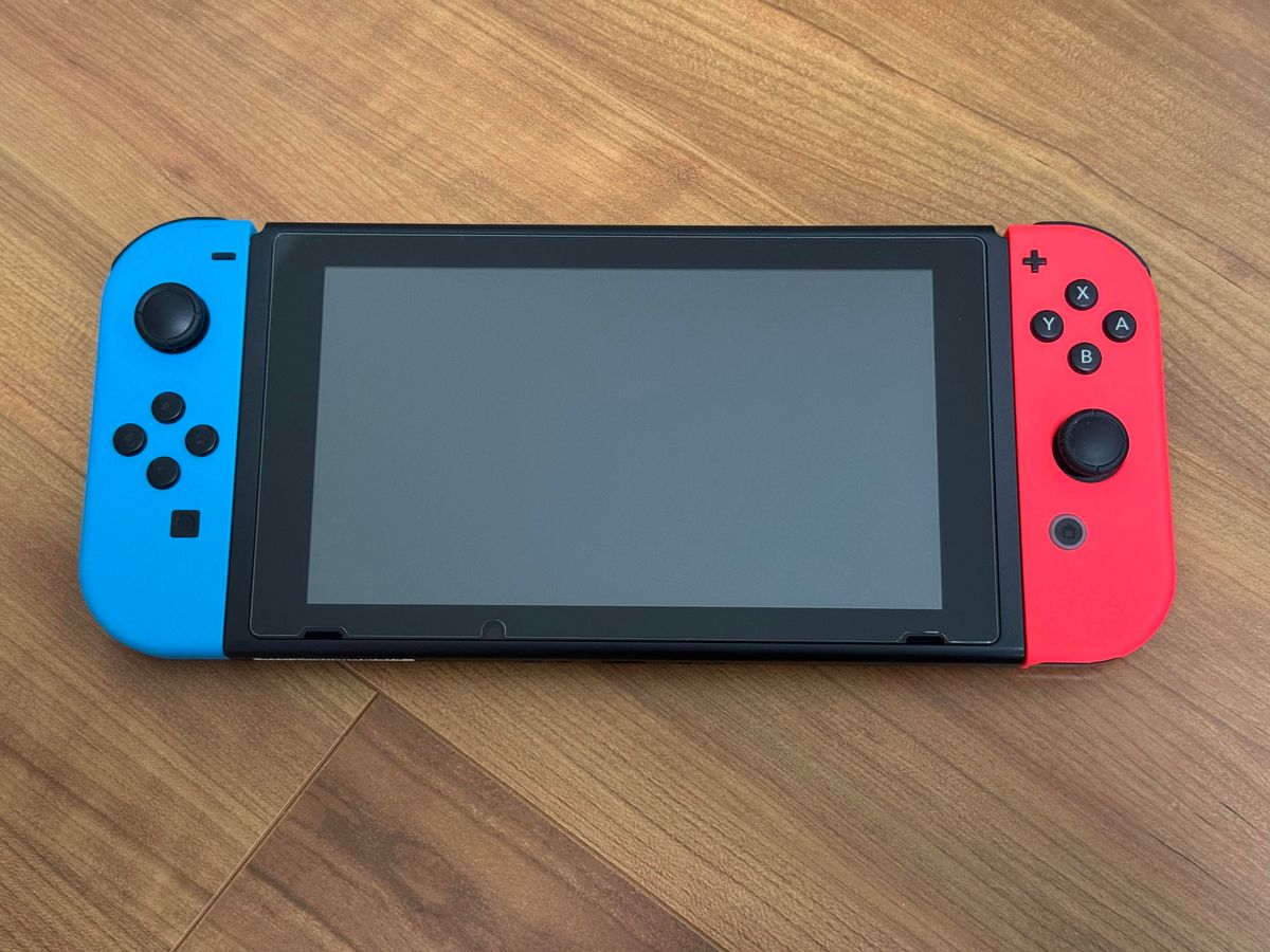 Nintendo Switch 本体 ネオンブルー ネオンレッド 【HAD-S-KABAA