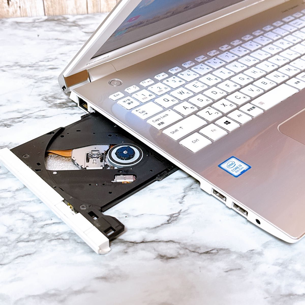 美品】1台限定 すぐ使えるパソコンPC 高性能i3＆爆速SSD/メモリ8GB