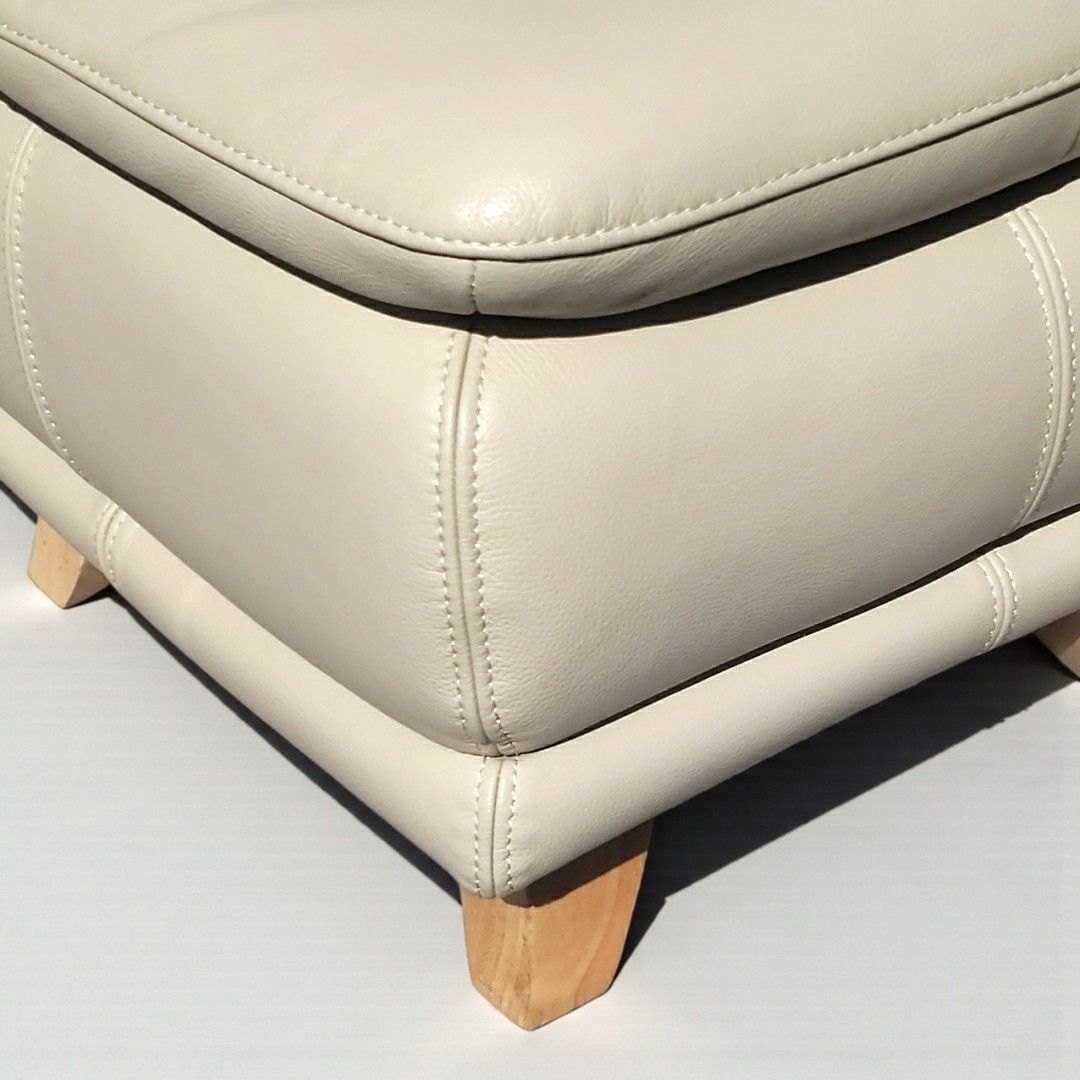 IDC大塚家具 総本革 オットマン オースチン 厚革 アイボリー 天然木