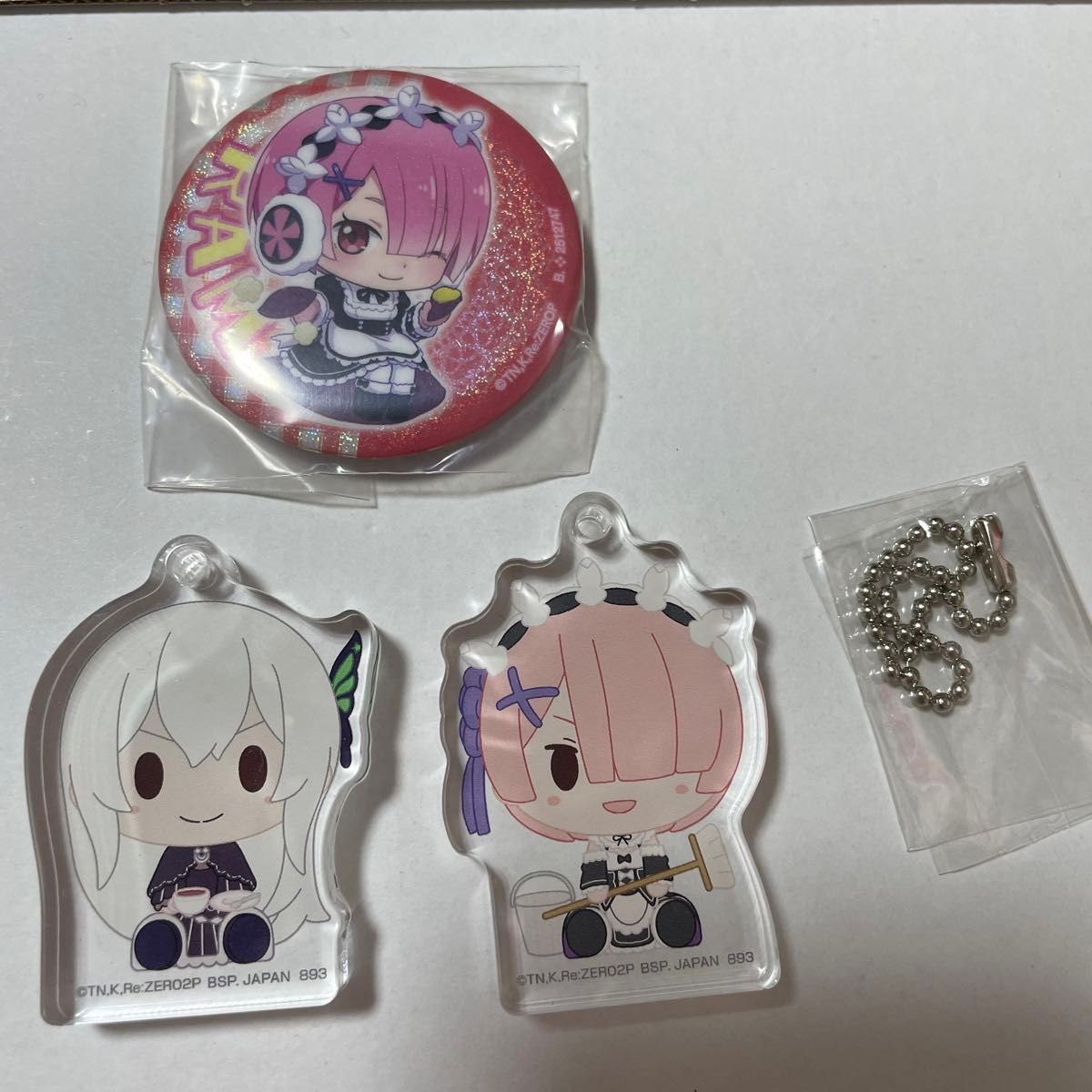 Re ゼロから始める異世界生活 ラム エキドナ 缶バッジ アクリル