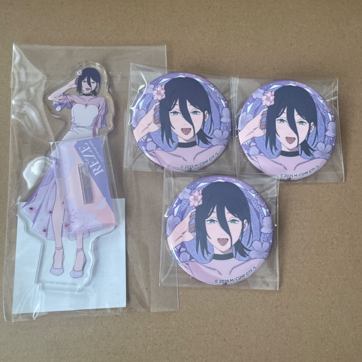 レゼ チェンソーマン アクリルスタンド 缶バッジ サンシャイン