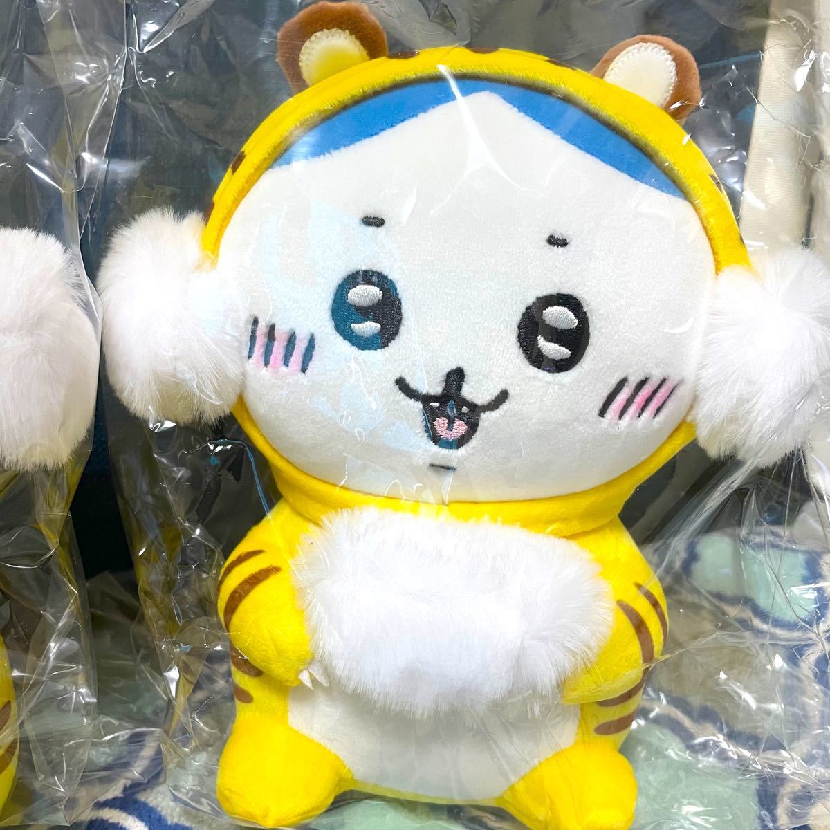 大阪限定 ちいかわ 虎さんぬいぐるみS ちいかわ ハチワレ 2点セット