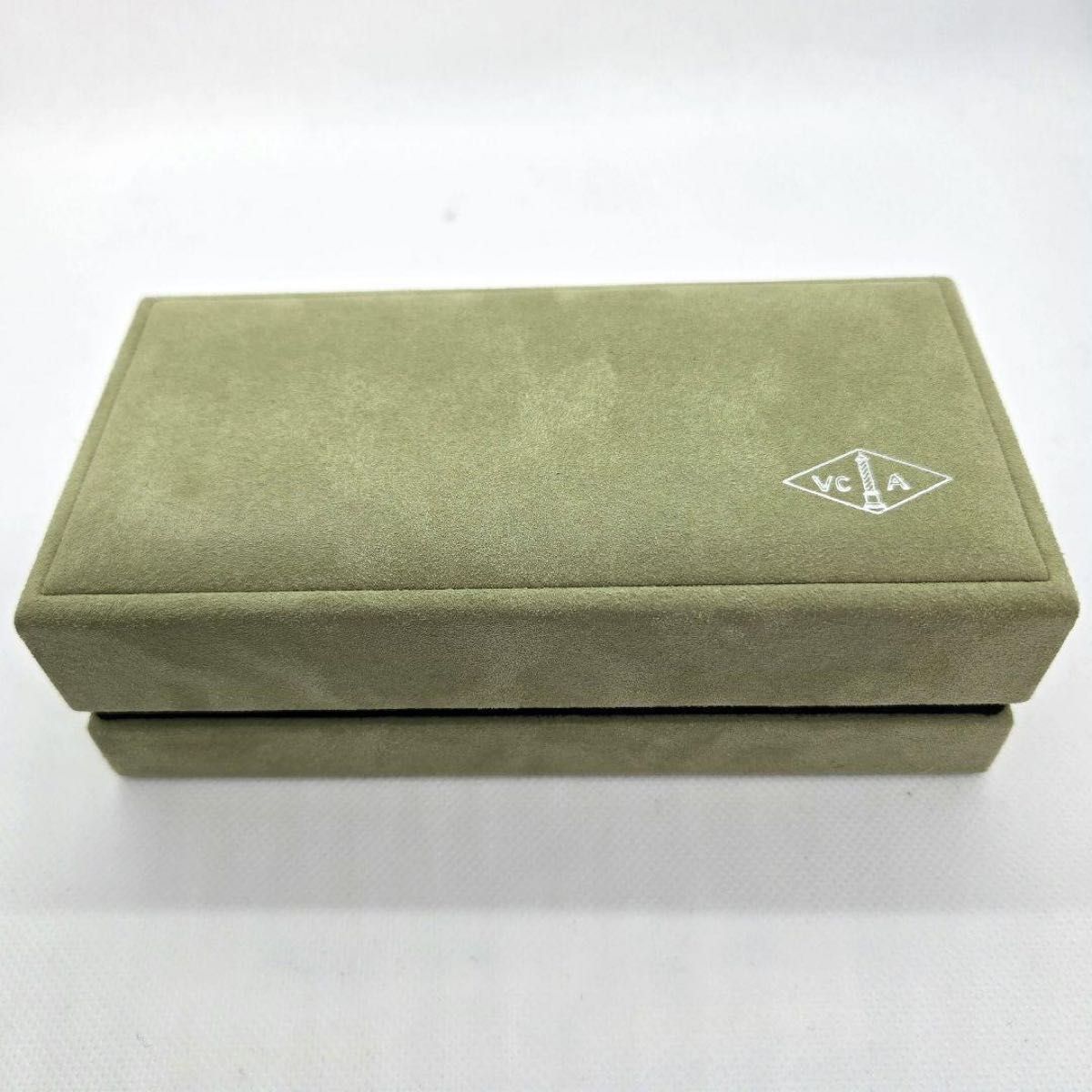 ヴァンクリーフ& アーペル Van cleef & Arpels ヴァンクリ