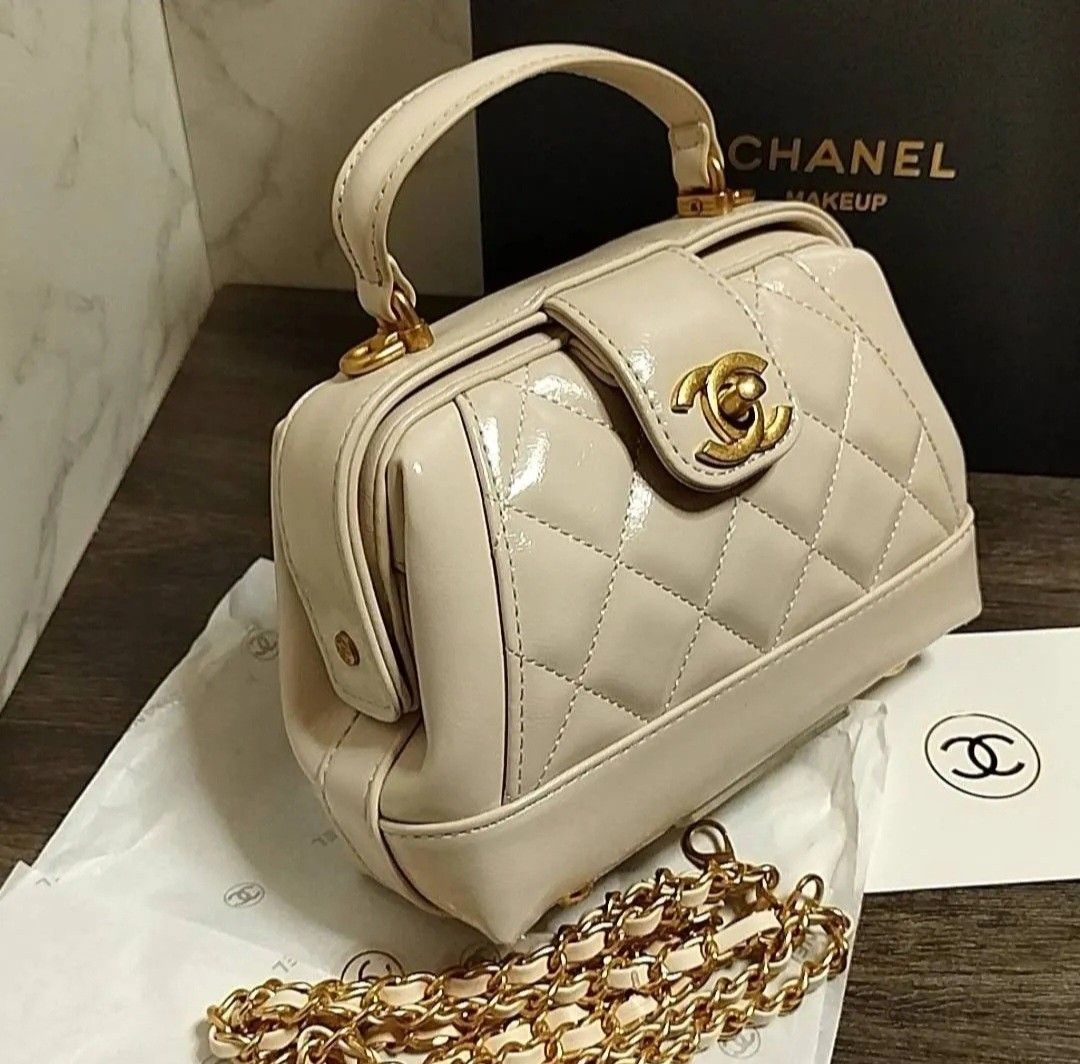 こちらのサイトで購入 ノベルティ ショルダーバッグ ゴールドチェーン