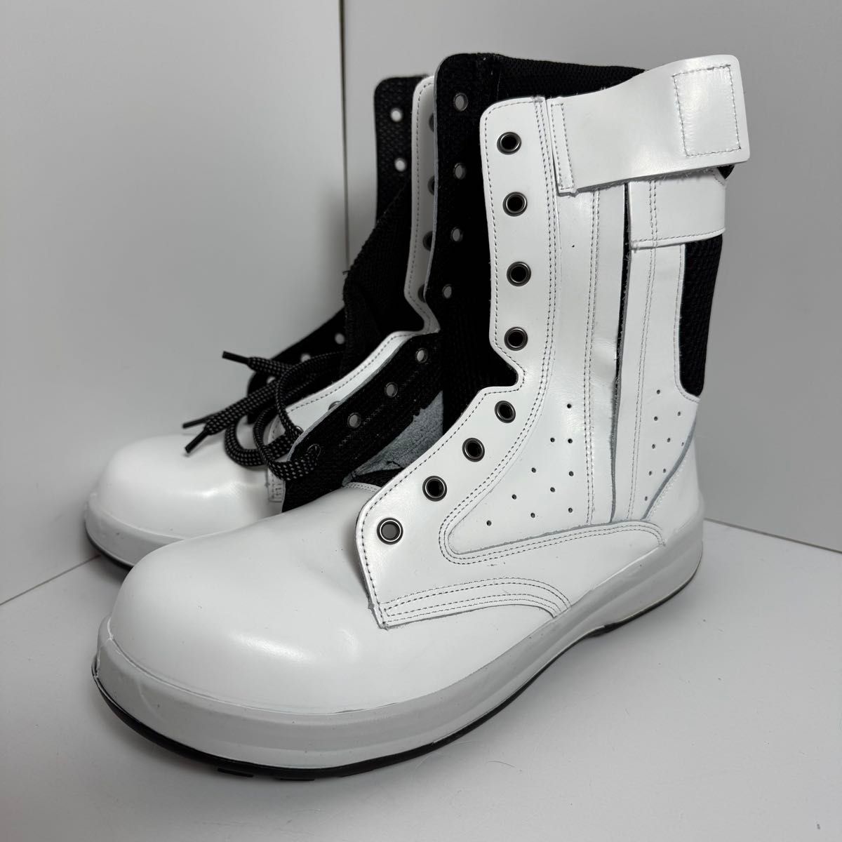 未使用品 シモン WS33C付白革静電靴 おまけ付き踏抜き防止板入り