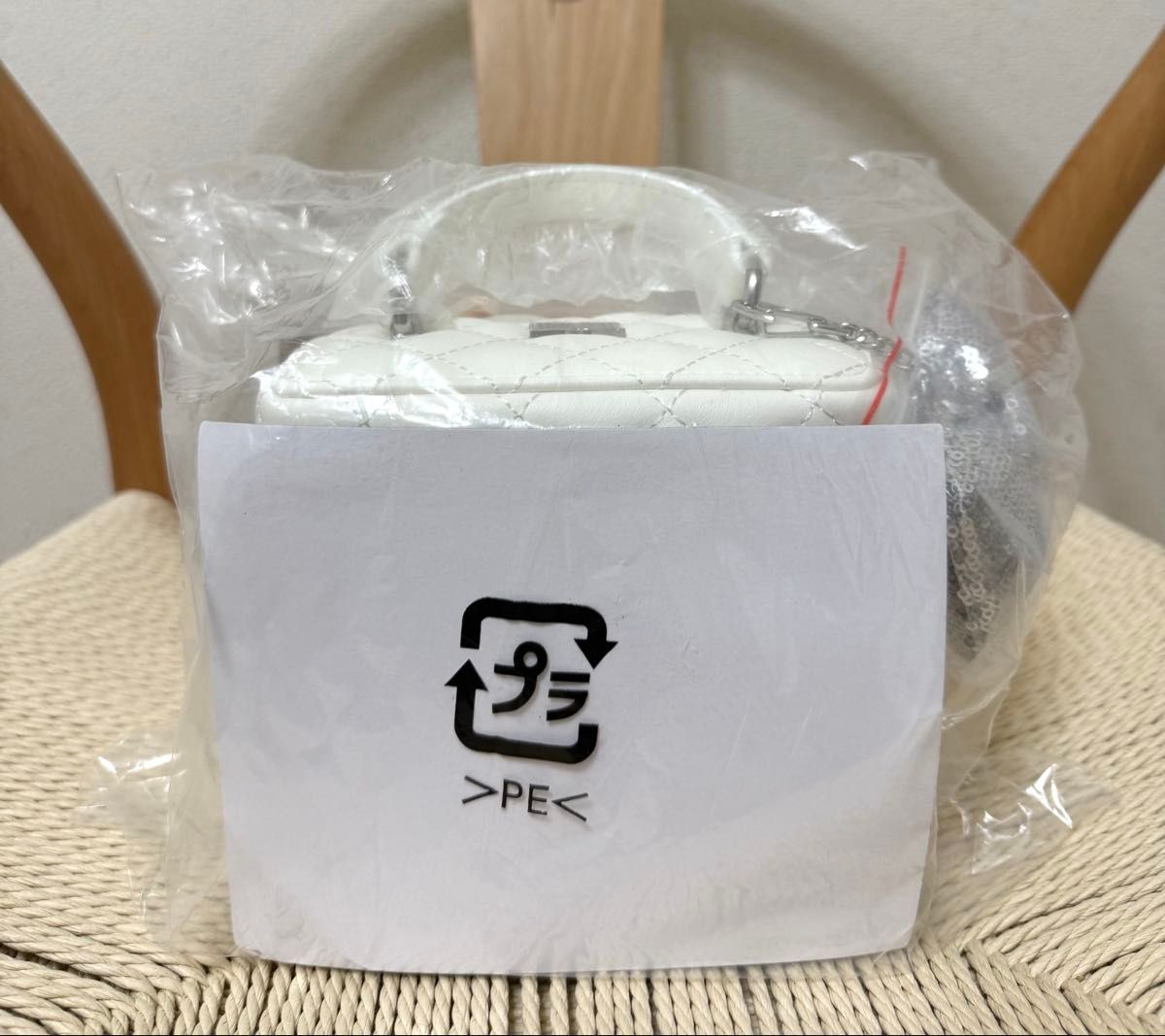 ダーリッチ Hello Darich キルティングスクエアミニバッグ ハロー