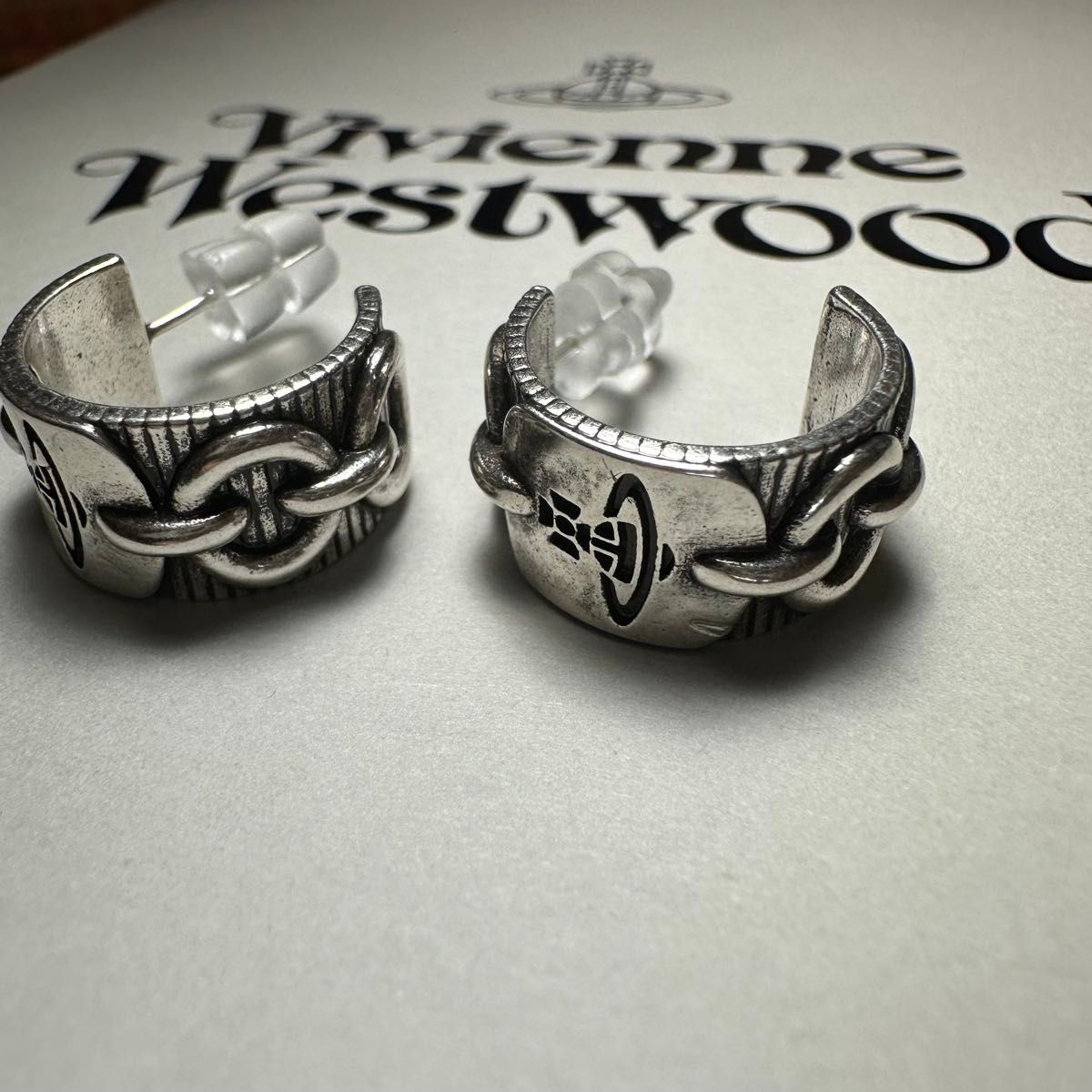 Vivienne Westwood フープピアス シルバー オーブロゴ｜Yahoo!フリマ