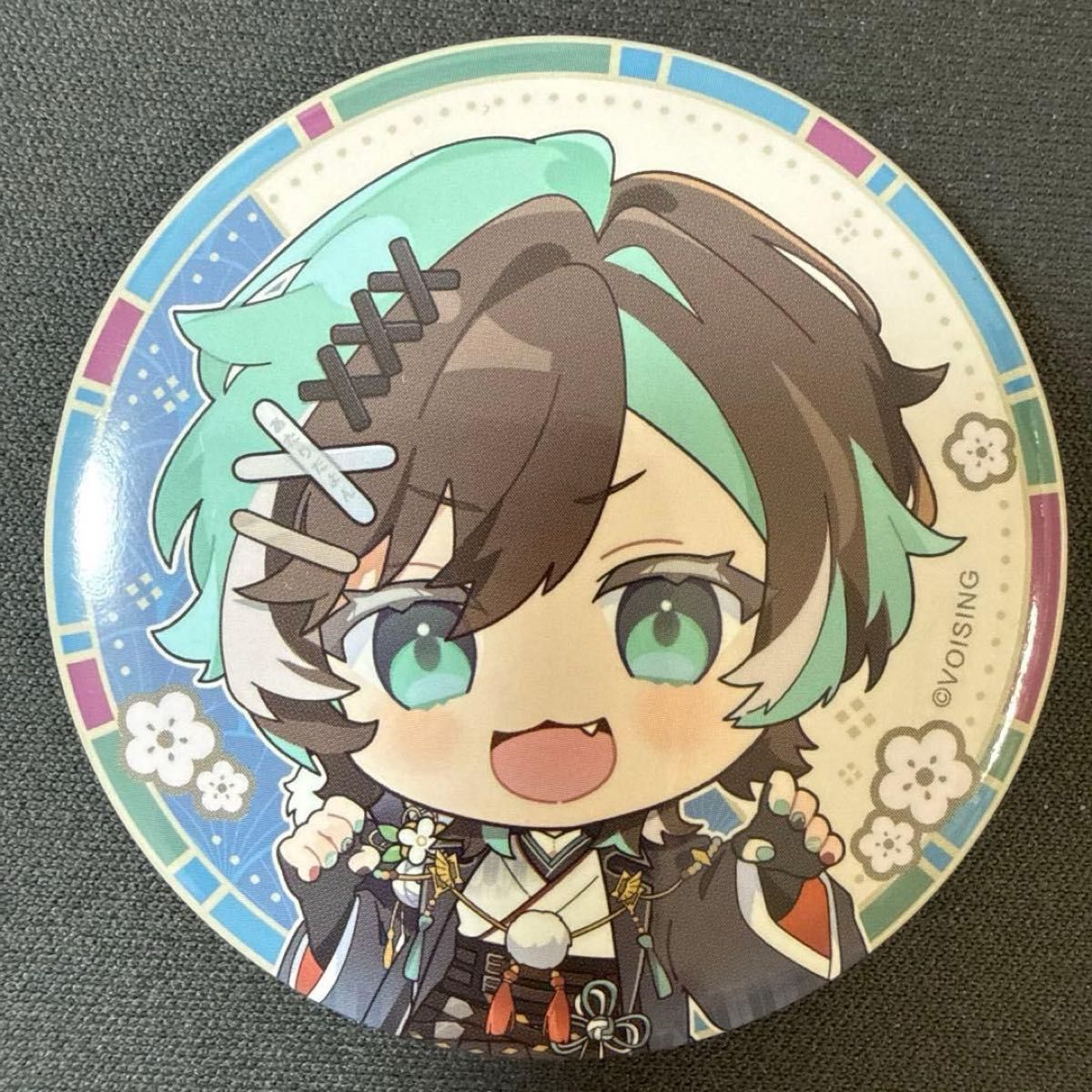 初噛みつき ブラフラ 缶バッジ 2026年 お正月ver 3点set 特典付き