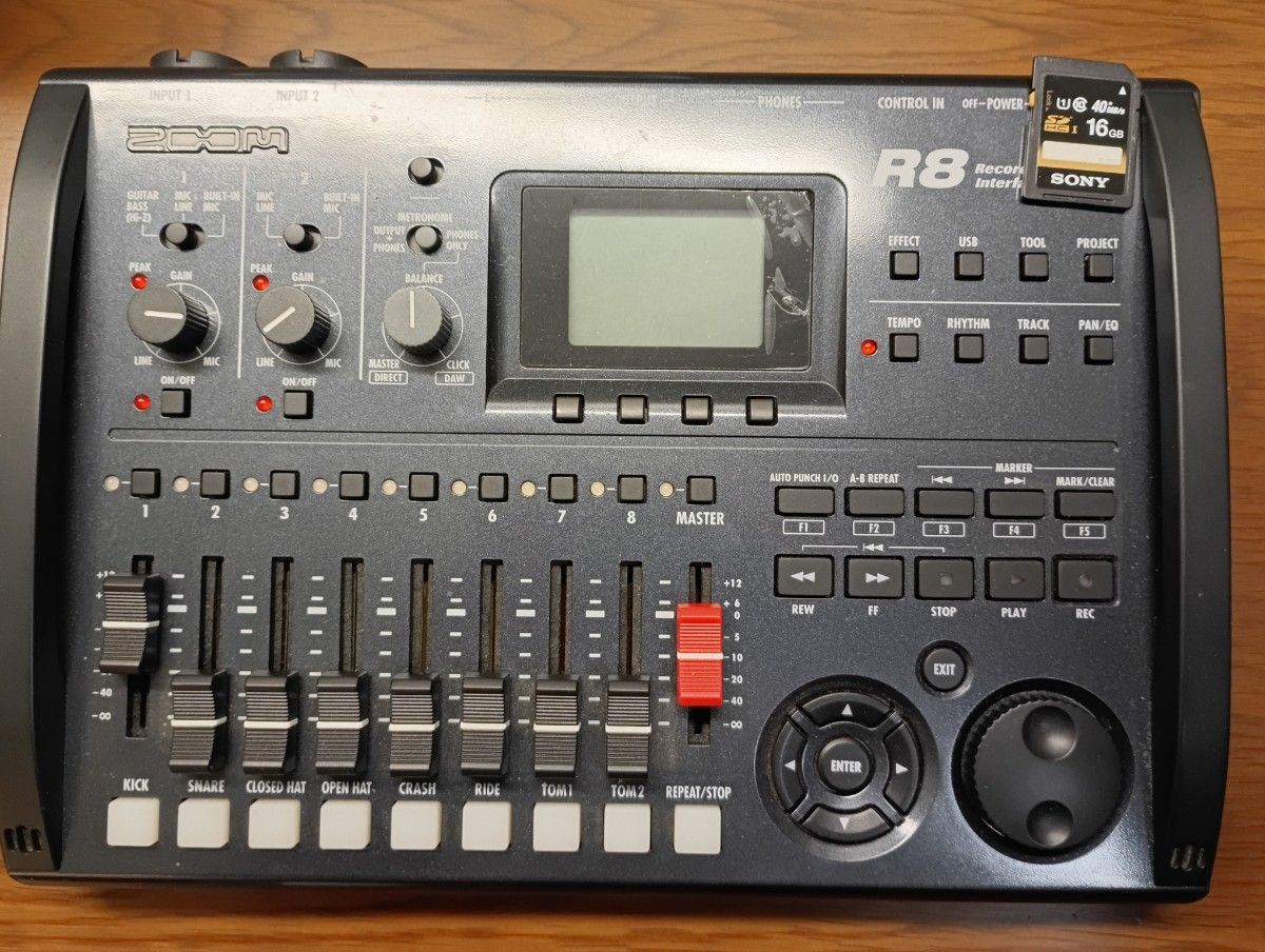 ZOOM R8 マルチトラックレコーダー MTR サンプラー｜Yahoo!フリマ（旧