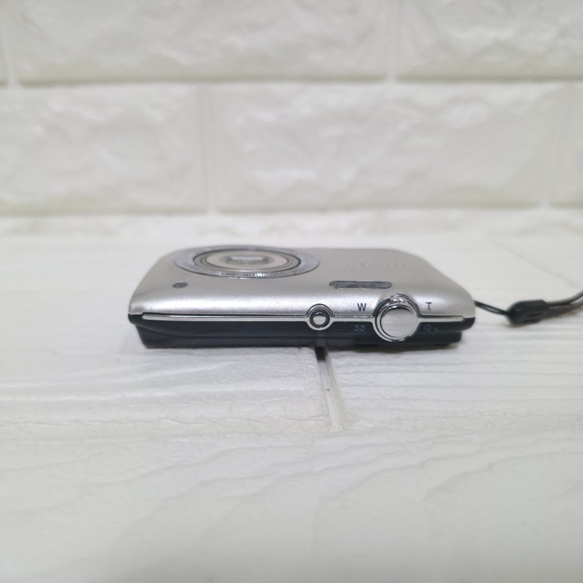 467】 ニコン クールピクス S2900 コンパクトデジタルカメラ シルバー