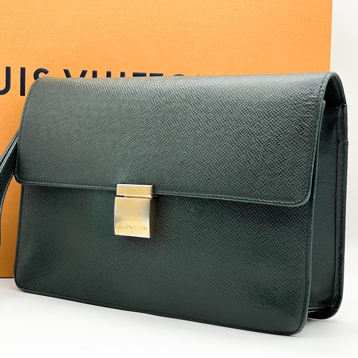 ルイヴィトン セレンガ タイガ クラッチバッグ セカンドバッグ