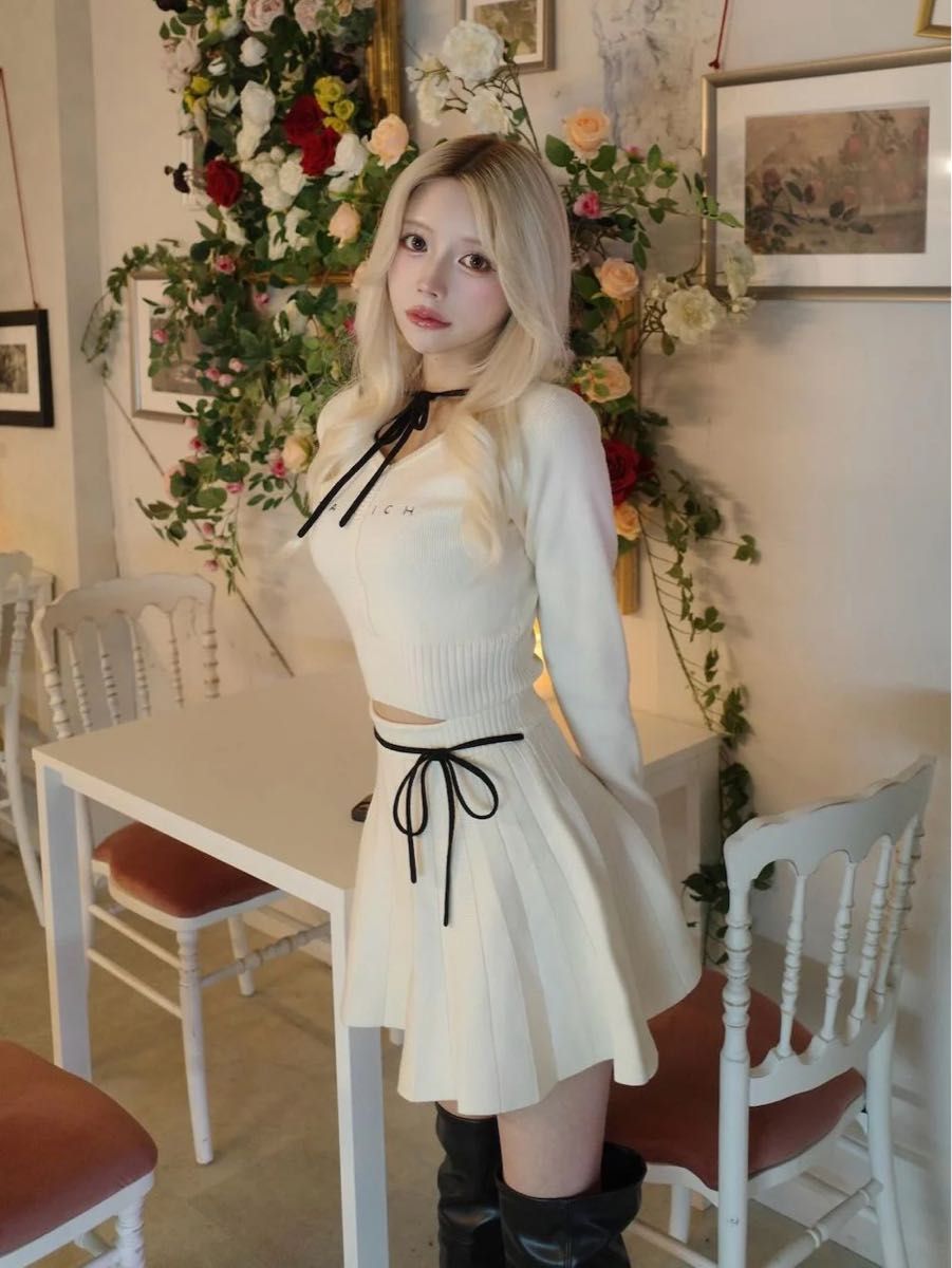 最終下げ ラスト1点 Darich ウエストオープンリボンデザインニットミニ