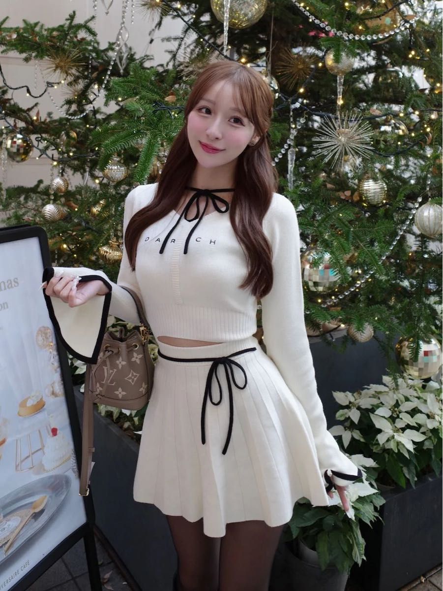 最終下げ ラスト1点 Darich ウエストオープンリボンデザインニットミニ