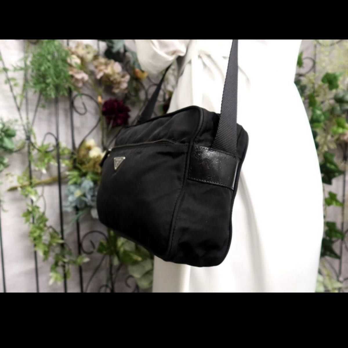 美品 PRADA 三角ロゴ ナイロン カメラ ショルダー バック/495｜Yahoo