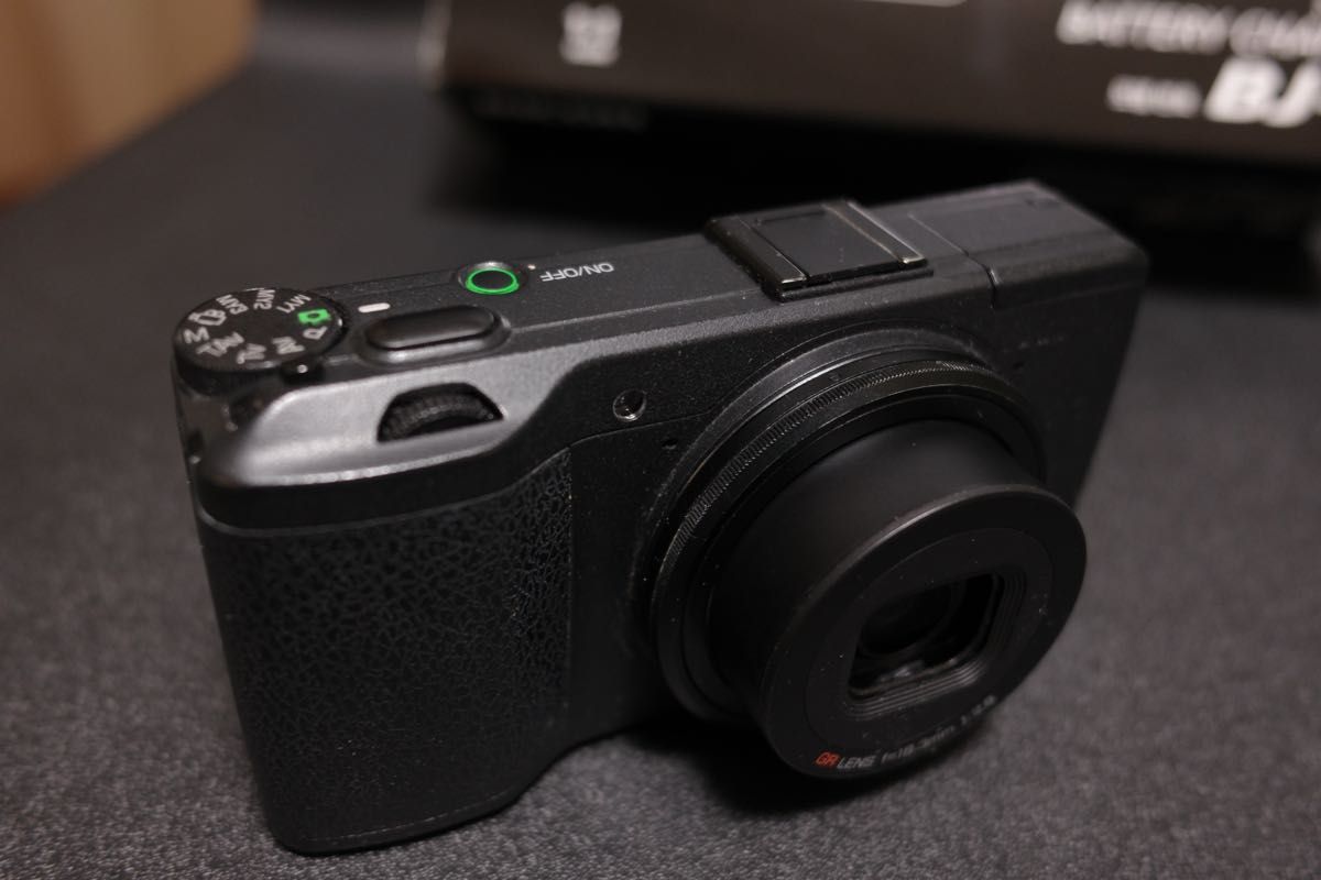 RICOH GR コンパクトデジタルカメラ 本体 初代 APS-C GR1 バッテリー