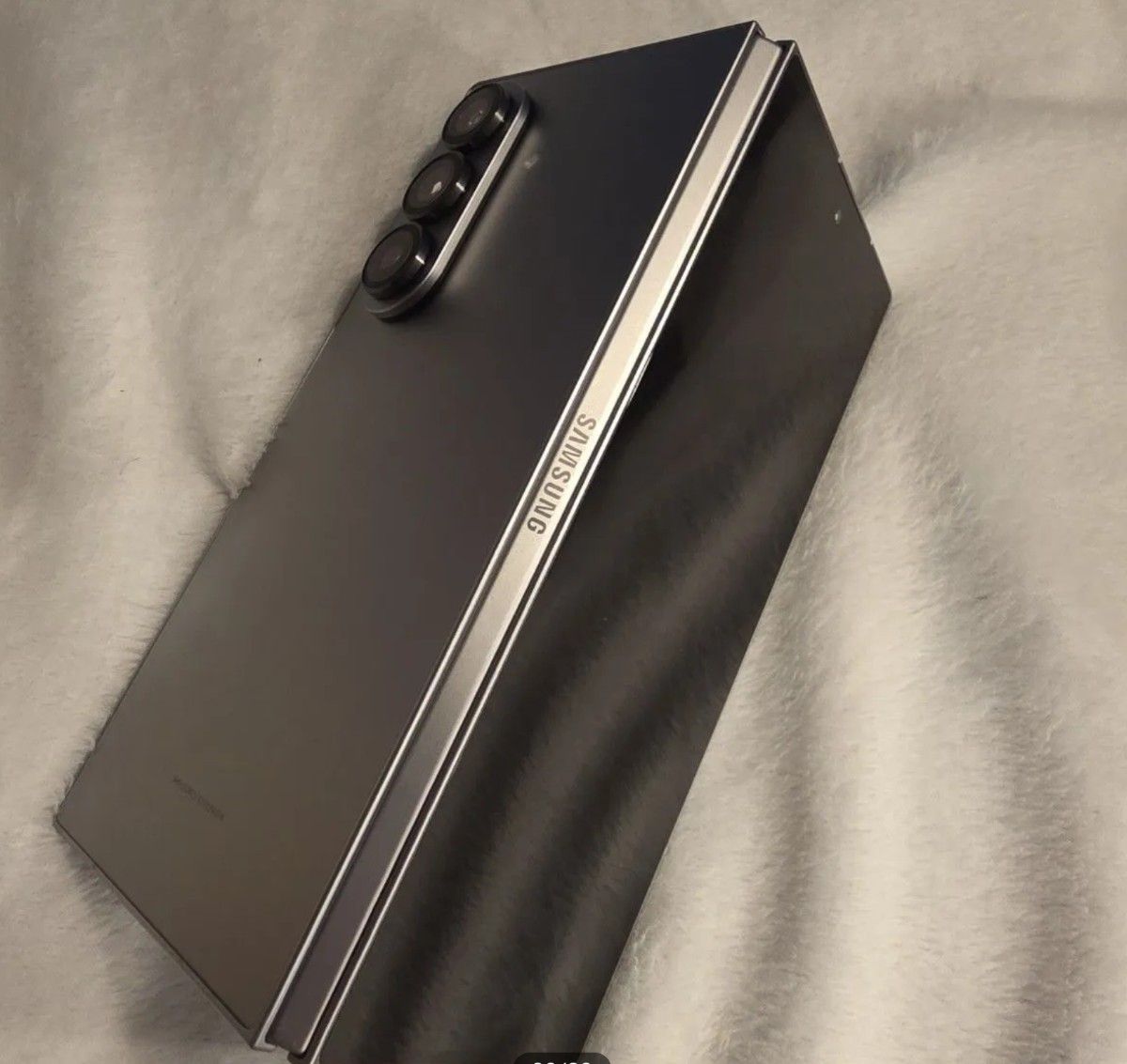 Galaxy Z Fold7 シルバー 256GB 本体 訳あり｜Yahoo!フリマ（旧PayPay