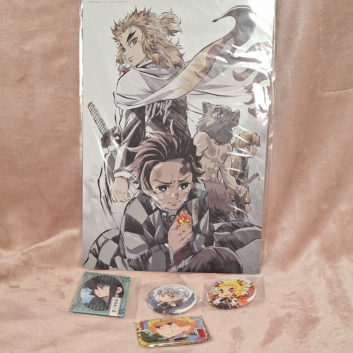 鬼滅の刃 無限列車編 入場者特典 イラストカード 缶バッジ セット