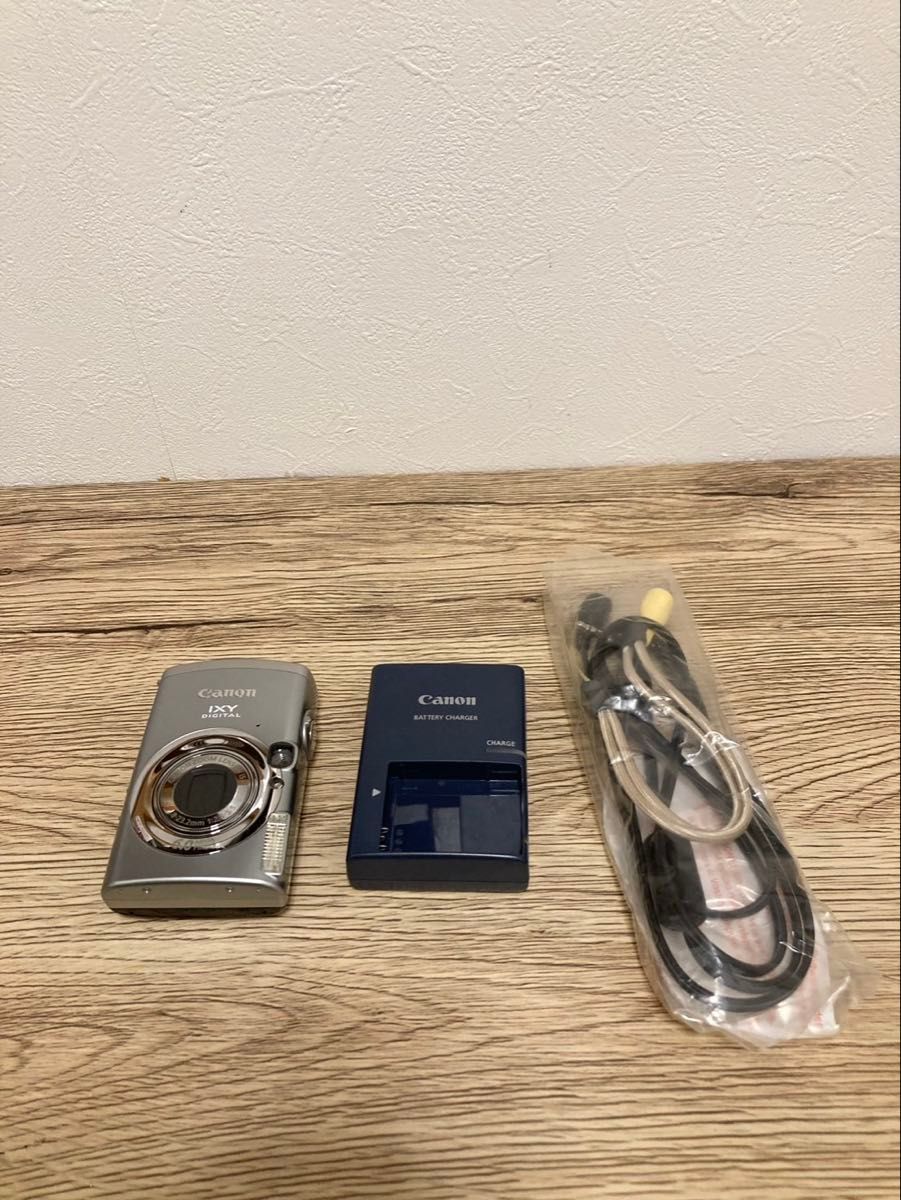 IXY DIGITAL 800IS Canon キャノン コンデジ｜Yahoo!フリマ（旧PayPay