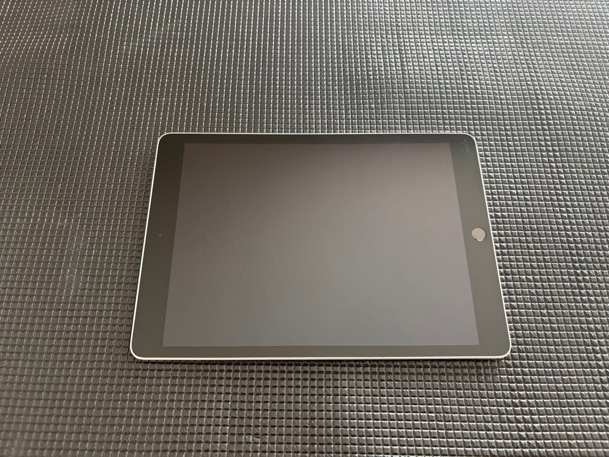 Apple iPad 第9世代 Wi-Fi ＋ cellular SIMフリー 64GB バッテリー最大