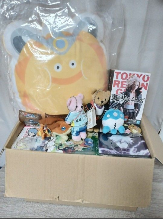 150点以上 アニメグッズ ノンジャンル 大量まとめ売り 缶バッジ トレカ