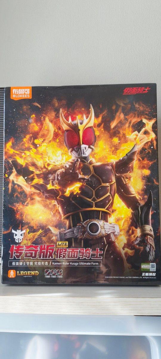 BLOKEES 仮面ライダークウガ アルティメットフォーム プラモデル24内