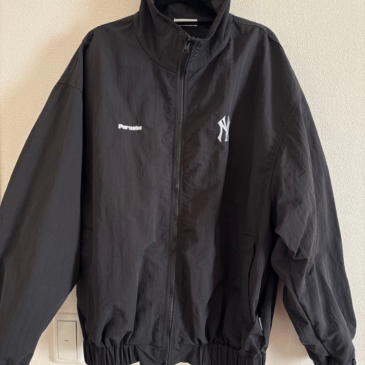 Perushu × MLB スタンドネックナイロンブルゾン L 即完売品｜Yahoo
