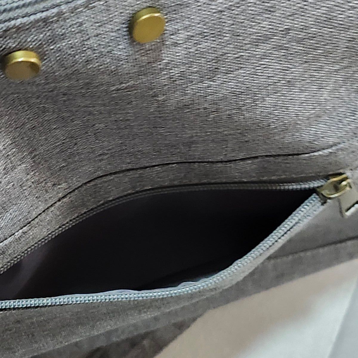 容量で変更できる2ウェイショルダーバッグ グレー シンプル カジュアル