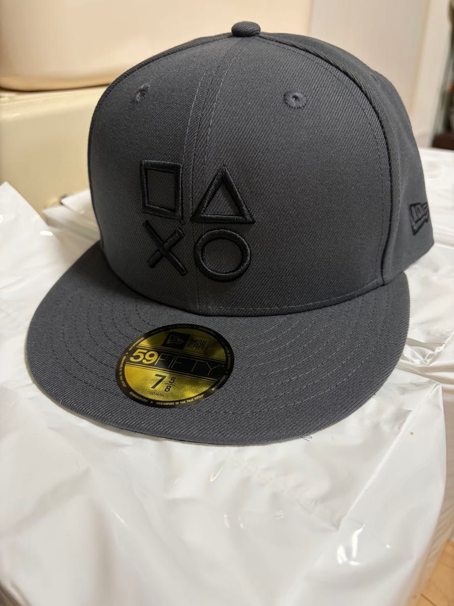 New era 59FIFTY PlayStation シェイプス ロゴ ダークグラファイト 7 5