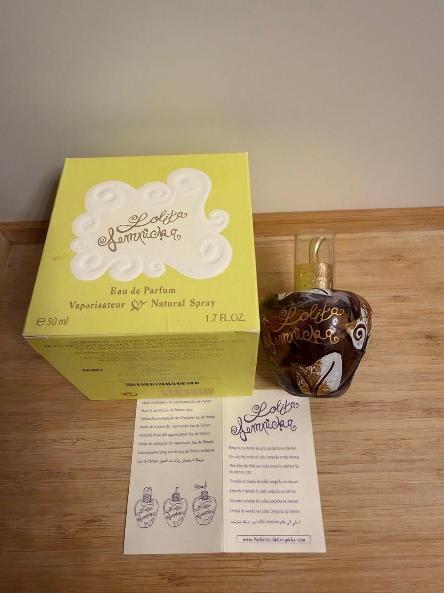 未使用】ロリータ レンピカ オードパルファン 香水 スプレー フランス