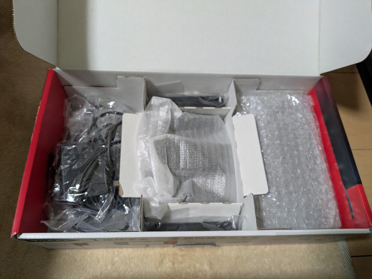 Nintendo Switch バッテリー強化版 本体セット ピカチュウカバー