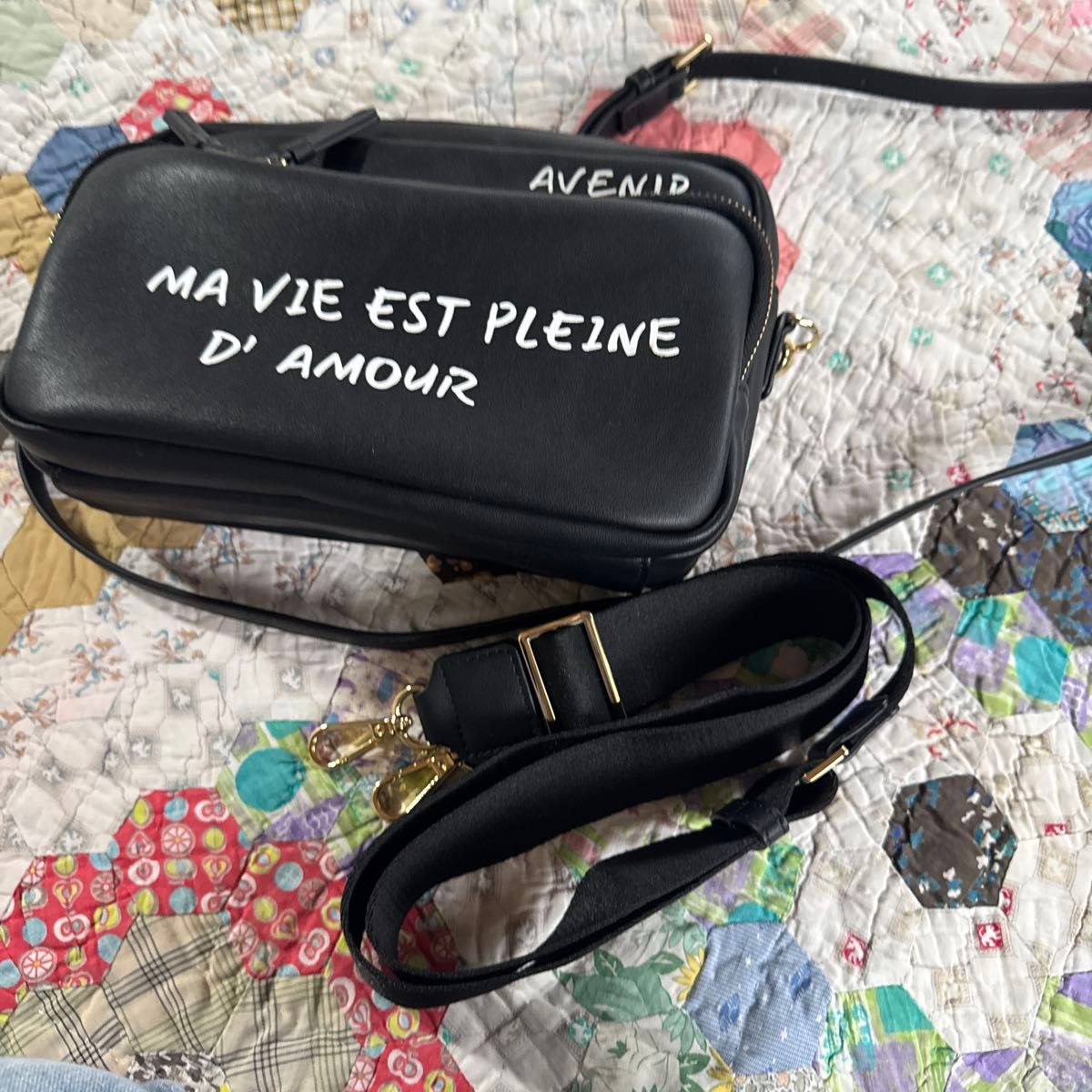 Vin メッセージプリント スクエア ショルダーバッグ｜Yahoo!フリマ（旧