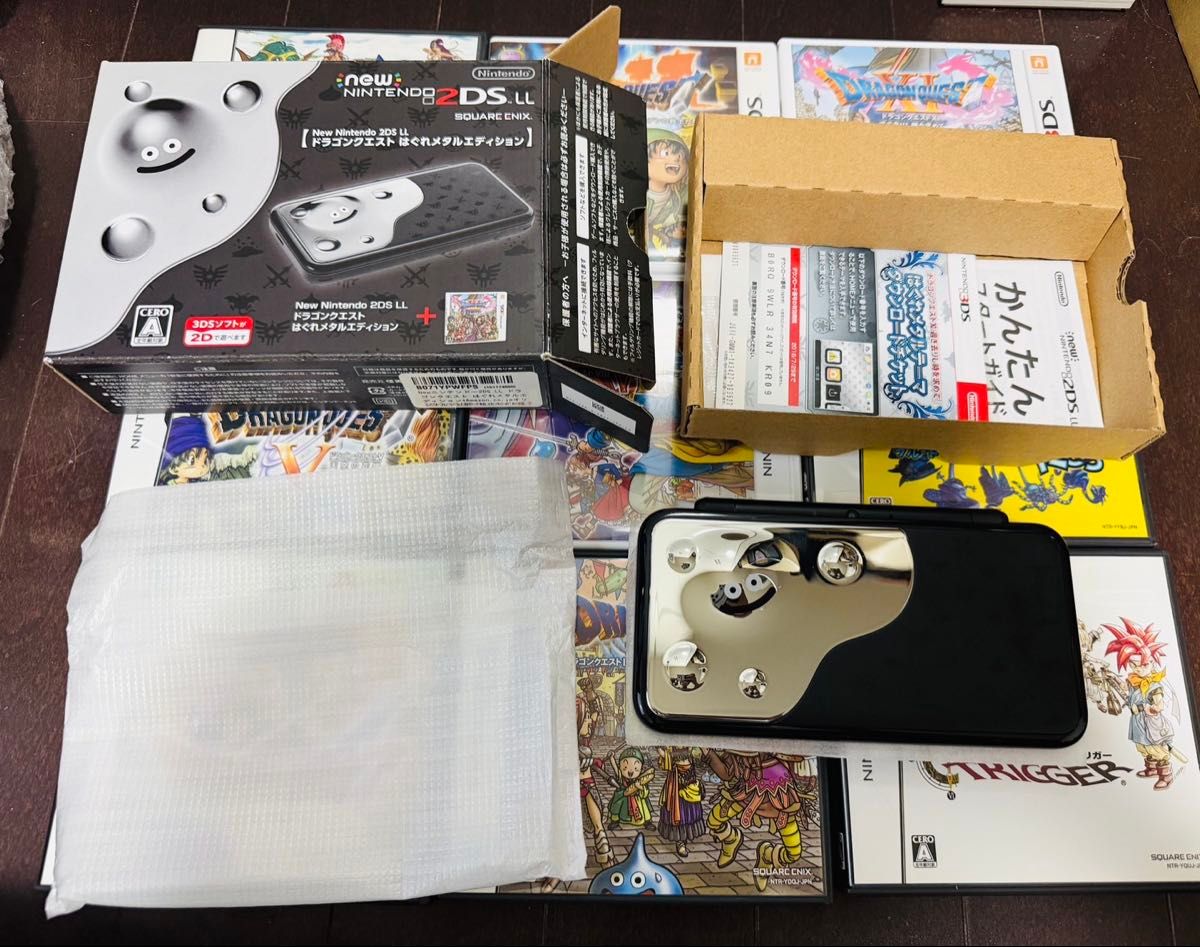 ドラゴンクエスト11 ニンテンドー2DS LL 本体 新品同様 ドラクエ 4 5 6