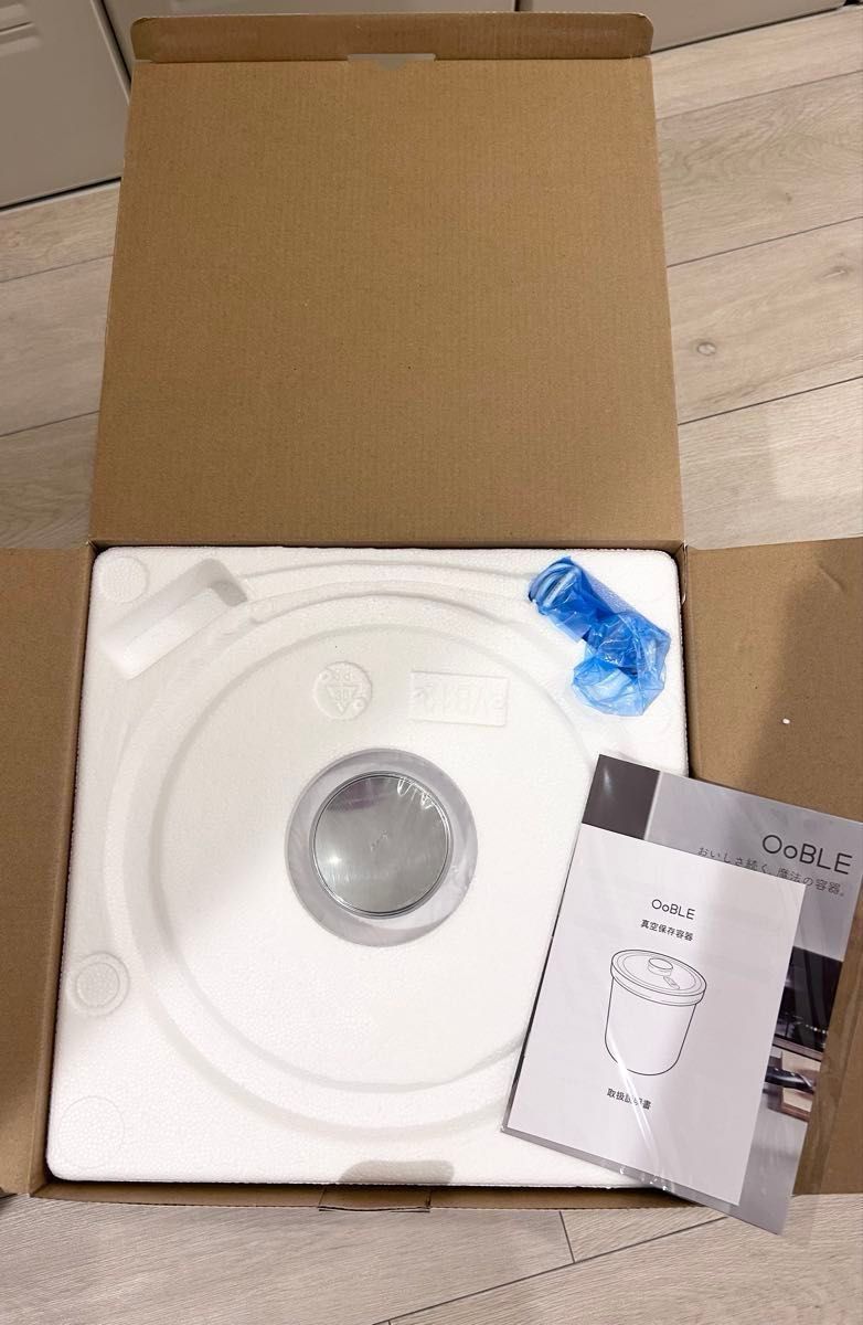 OOBLE rice stocker オーブル米びつ 13L ホワイト(真空保存容器