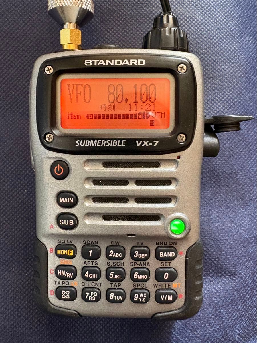STANDARD VX-7 50/144/430MHz トリプルバンドハンディトランシーバー