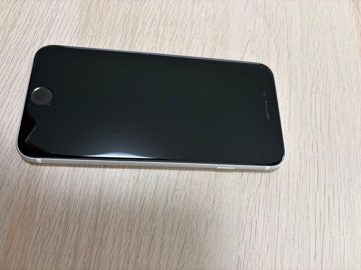 iPhone SE 第2世代 64GB SIMロックなし ホワイト｜Yahoo!フリマ（旧