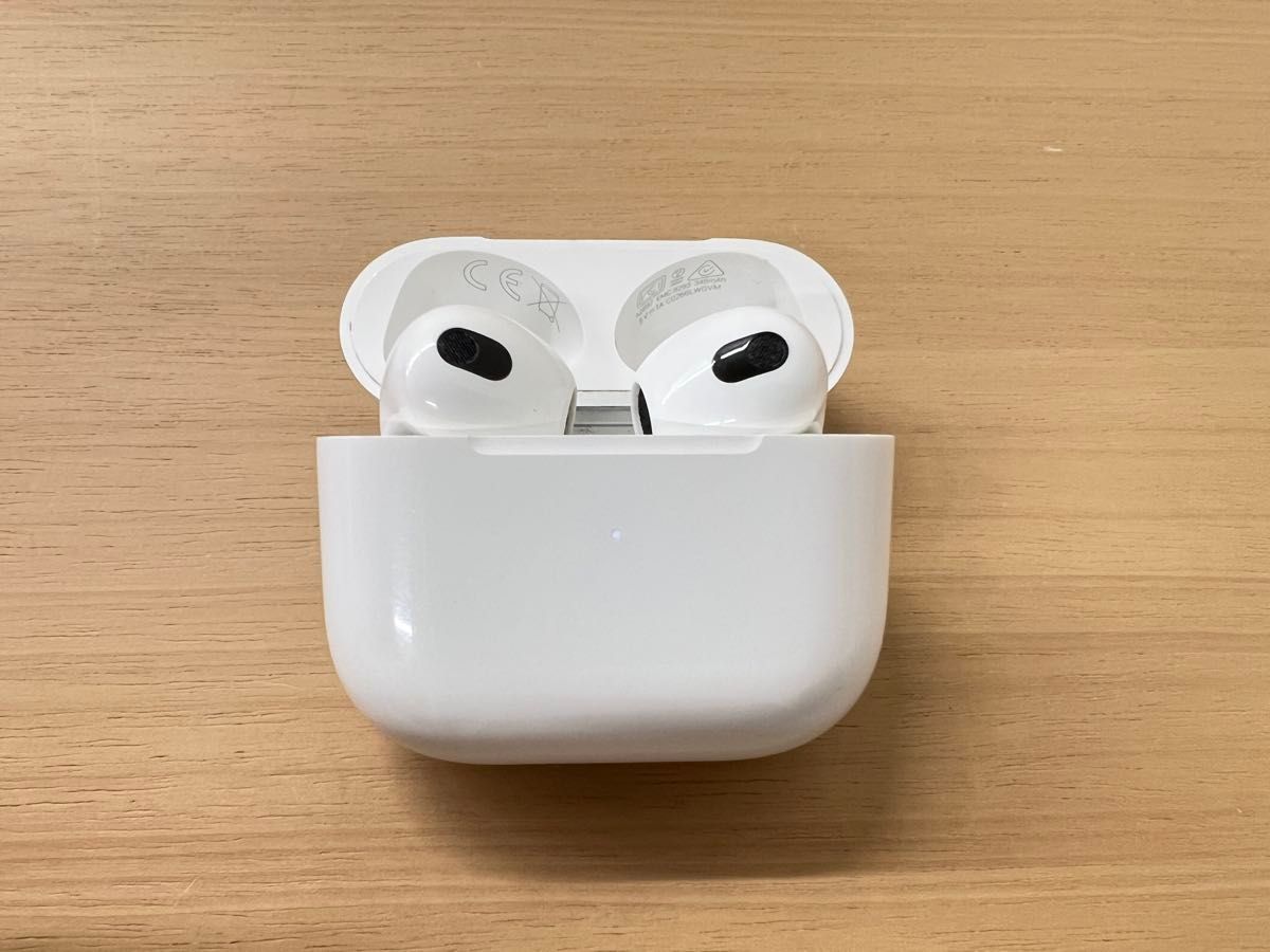 AirPods 第3世代 A2083｜右耳通電不可｜左耳・ケース｜Yahoo!フリマ