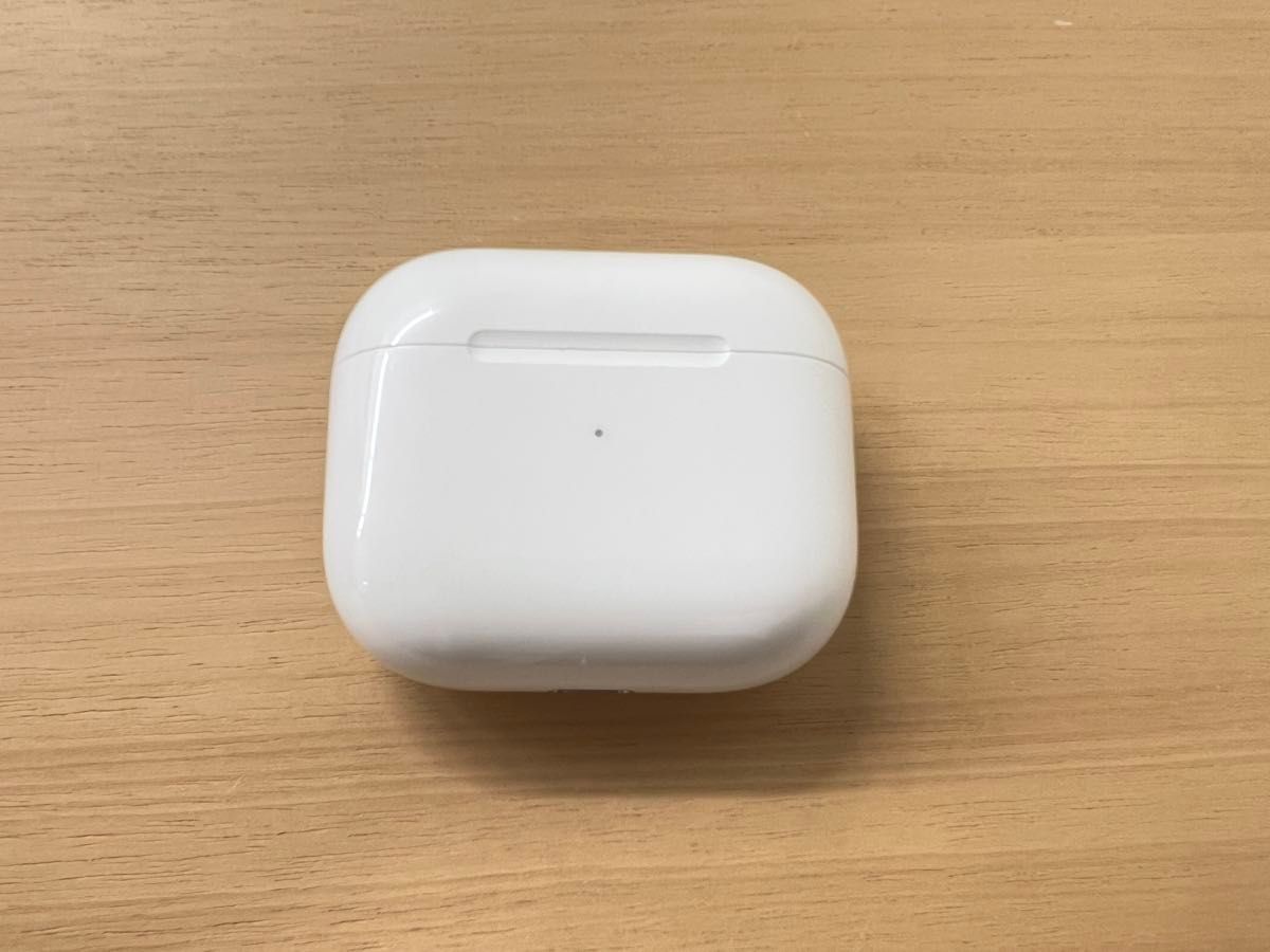 AirPods 第3世代 A2083｜右耳通電不可｜左耳・ケース｜Yahoo!フリマ