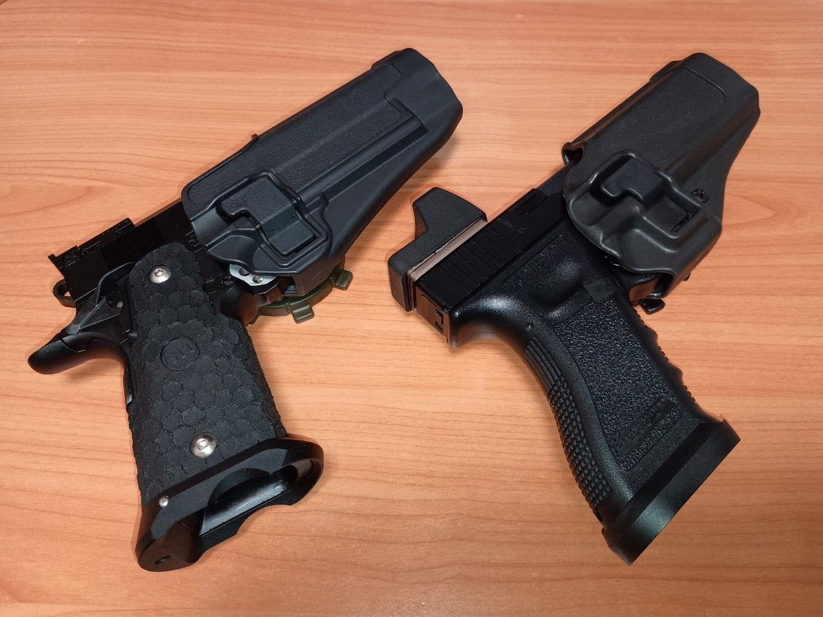 マルイ ハイキャパ5 1 グロック17gen3 マガジン ホルスター ベルト等