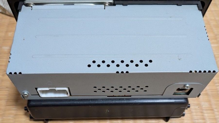 ダイハツハイゼットカーゴ サンバーバン ピクシスバン 純正 AM/FM