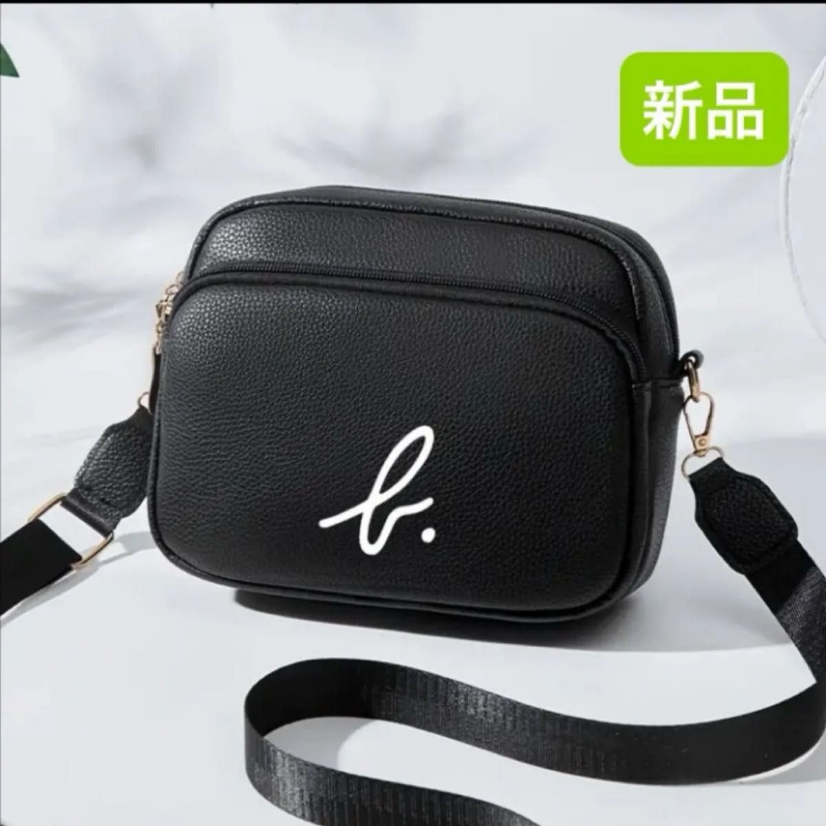 新品 レディース アニエスベー ショルダーバッグ サコッシュ 斜め掛け