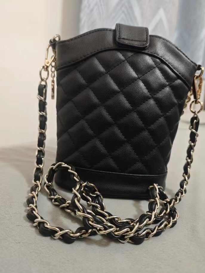 CHANEL シャネル キルティング バケットバッグ チェーンショルダー 黒