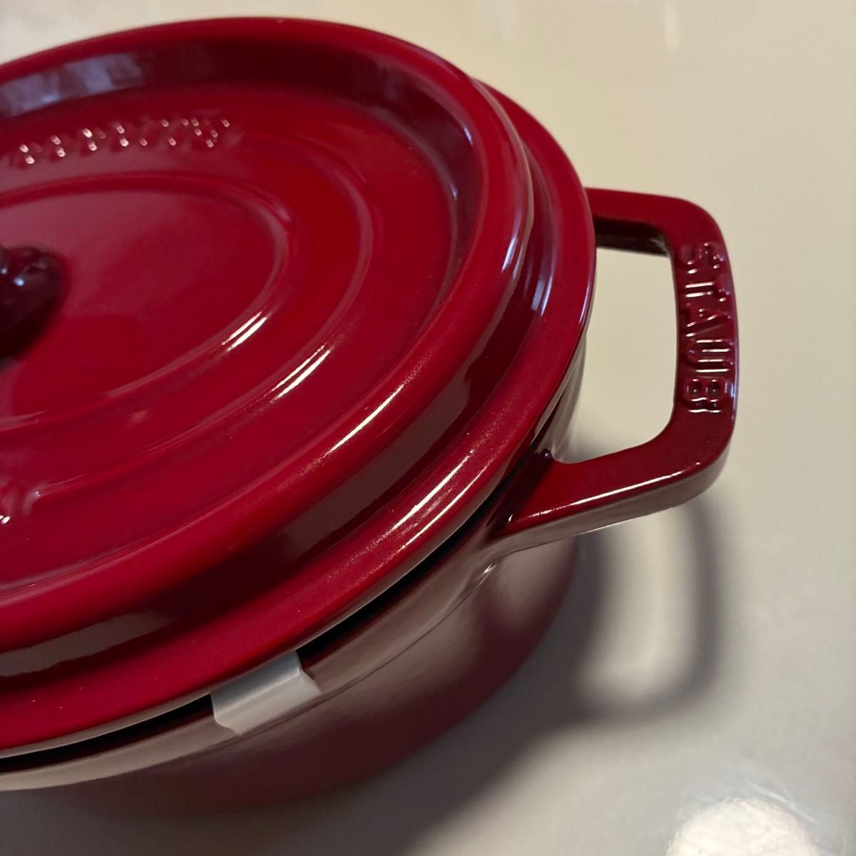 STAUB ストウブ ピコ ココットオーバル23cm チェリー レッド 鍋｜Yahoo