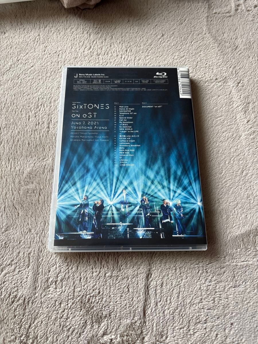 SixTONES on eST (Blu-ray通常盤)｜Yahoo!フリマ（旧PayPayフリマ）
