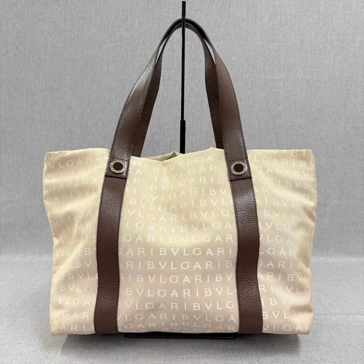 美品 BVLGARI ブルガリ ロゴマニア トートバッグ ハンドバッグ