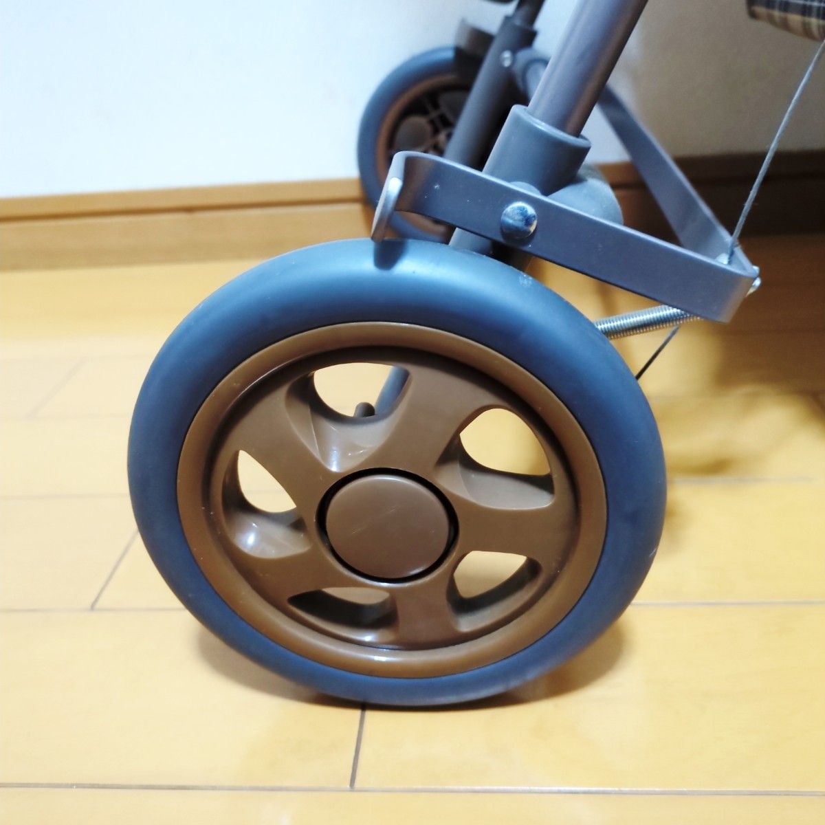 美品 島製作所 リズムRWC SHIMA シルバーカー 人気のブラウンチェック